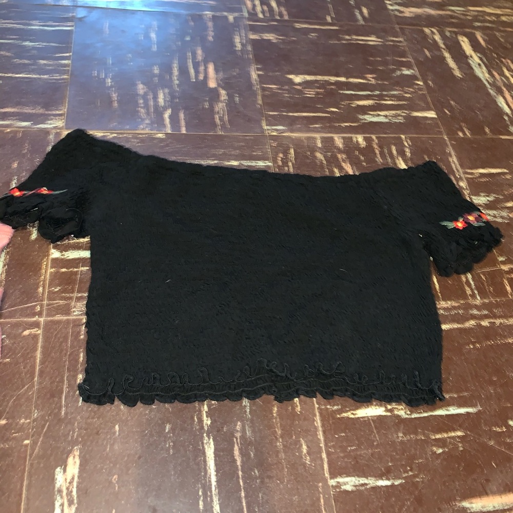 Off Shoulder Crop Top